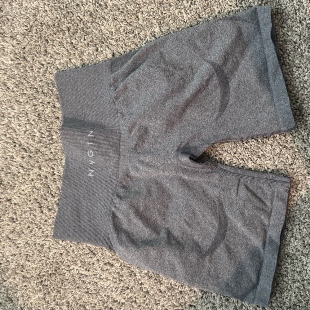 NVGTN Grey Contour Seamless Shorts XS
